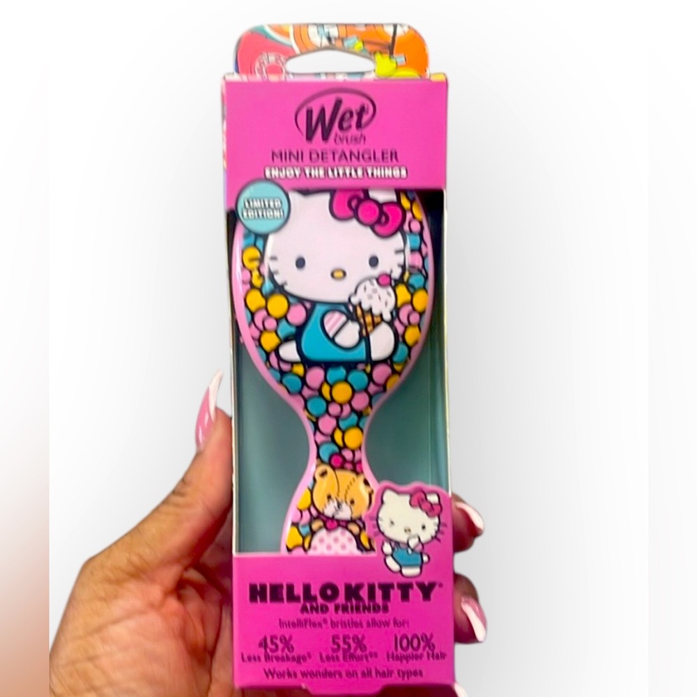 Hello Kitty Wet Brush Mini Detangler